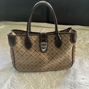 Dooney and Bourke handbag